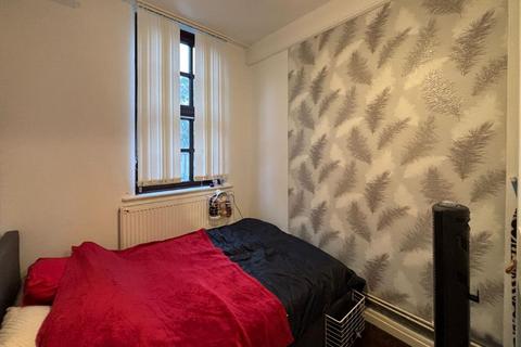 1 bedroom flat for sale, Flat 11 Buxton Lodge, Brading Crescent, Wanstead, London, E11 3RN