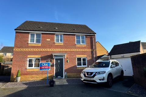 3 bedroom detached house for sale, Ffordd Y Glowyr, Betws, Ammanford, Carmarthenshire.