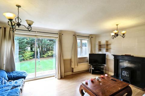 undefined, Oak Green, Abbots Langley