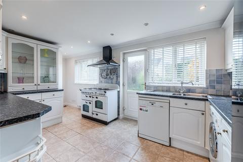 3 bedroom semi-detached house for sale, Turnberry Avenue, Leeds, West Yorkshire