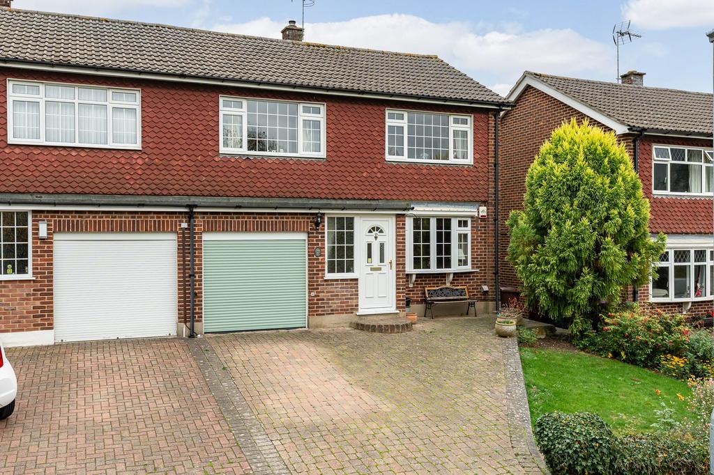 The Ridgeway, Ware SG12 4 bed semi-detached house for sale - £625,000