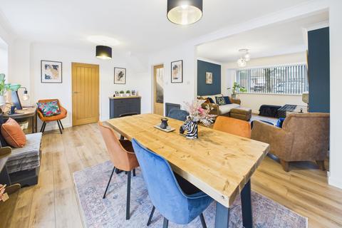 92 Abbey Meadows, Morpeth, NE61 2YA