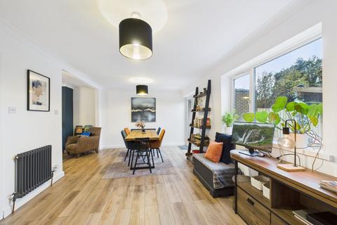 92 Abbey Meadows, Morpeth, NE61 2YA
