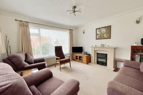3 bedroom bungalow for sale, Somerset Avenue, St Thomas, EX4