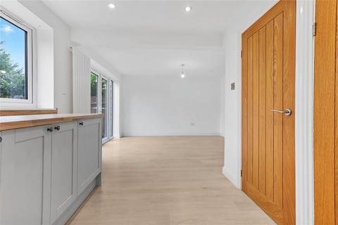 8 Whitby Road, Nunthorpe, Middlesbrough, TS7 0HU