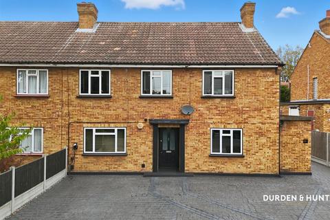 41 Claremont Road, Hornchurch, RM11 1BY
