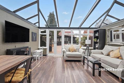 41 Claremont Road, Hornchurch, RM11 1BY