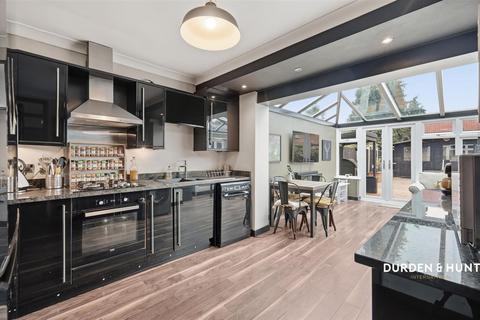 41 Claremont Road, Hornchurch, RM11 1BY