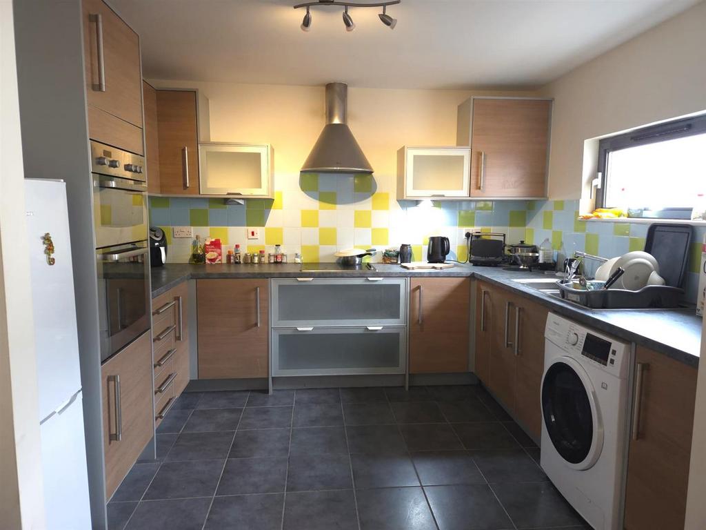 Kitchen.jpg