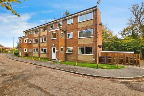Windsor Court, Kings Road, Fleet