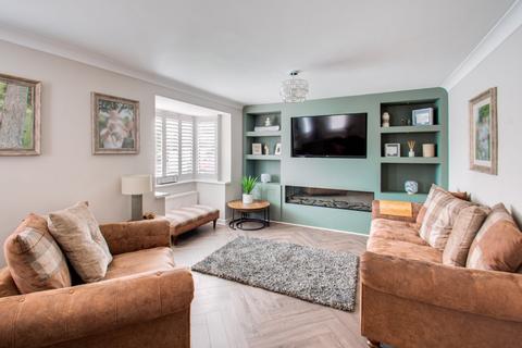 undefined, Ashgrove Close, Marlbrook, Bromsgrove, Worcestershire, B60