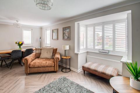 undefined, Ashgrove Close, Marlbrook, Bromsgrove, Worcestershire, B60