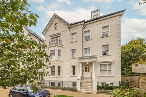 Oak Hill Road, Surbiton KT6
