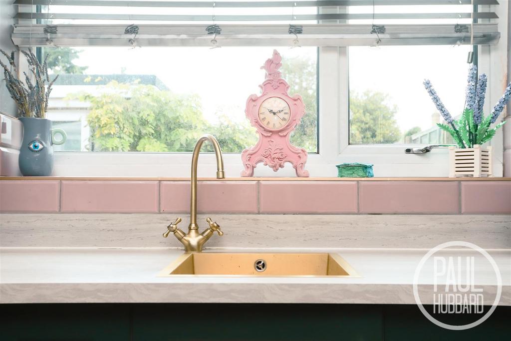 IMG 9728-2.jpg