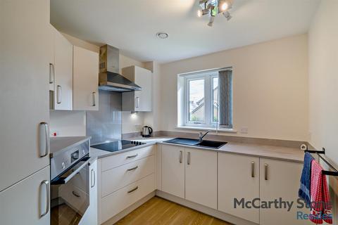 1 bedroom apartment for sale, Kingfisher Court, South Street, Taunton