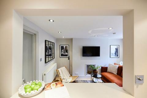 undefined, Amwell Street, London EC1R