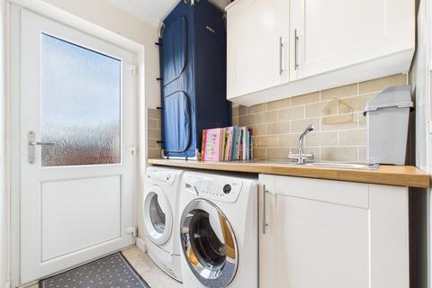 15 Charlottes Way, Delabole, PL33 9BE