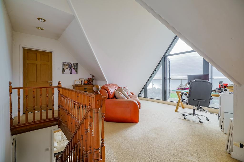 33 Eastcliff - Web (18 of 51).jpg