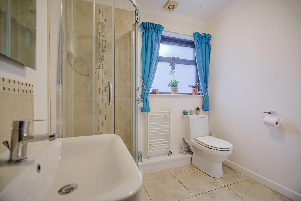 33 Eastcliff - Web (2 of 51).jpg