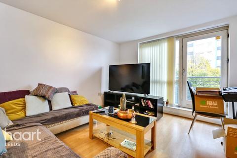 undefined, Elmwood Lane, LEEDS