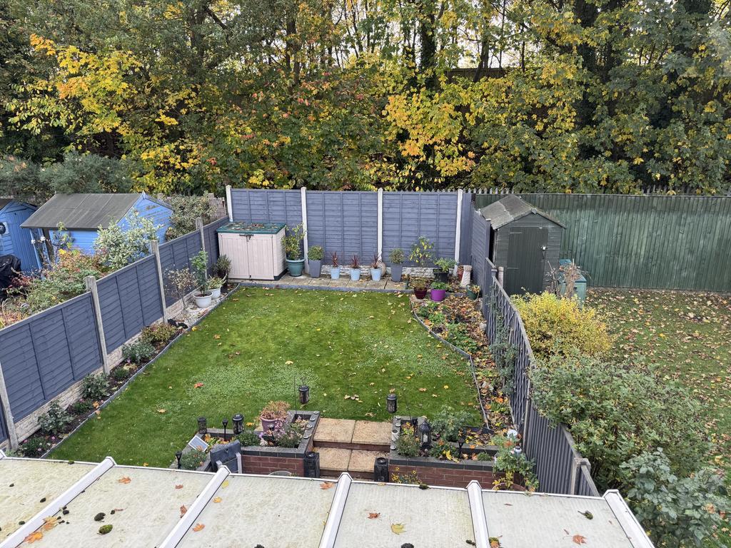 60 Leafeild Road Garden