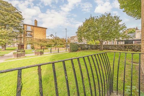 2 bedroom flat for sale, Kelmscott Gardens, London W12