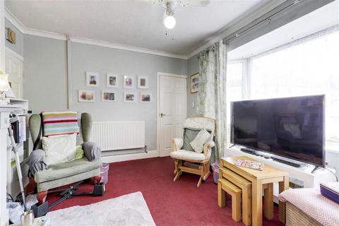 undefined, Woodstock Avenue, Radford NG7