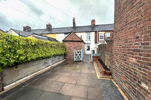 2 bedroom terraced house to rent, Tunstall Road, Biddulph, Staffordshire Moorlands, ST8