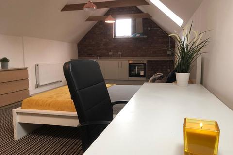 Studio to rent, Far Gosford Street, Coventry CV1