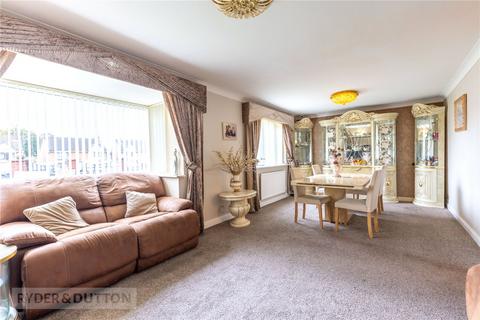3 bedroom bungalow for sale, Carruthers Close, Heywood, Greater Manchester, OL10