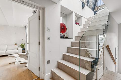 3 bedroom flat for sale, Richmond Buildings, City Of Westminster, W1D
