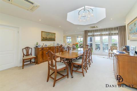 undefined, 93 Holders Hill Road, London NW4