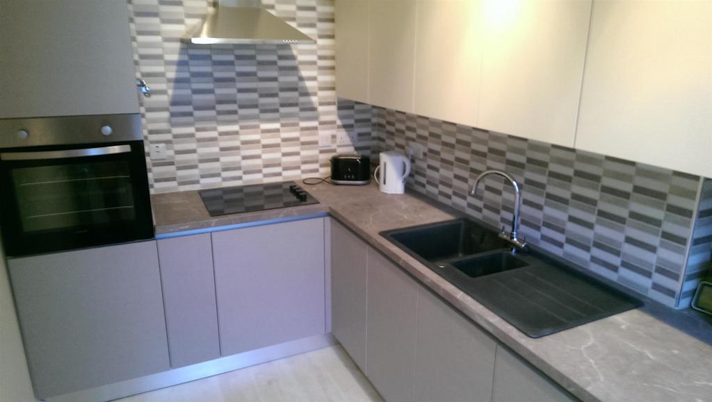 New kitchen.jpg