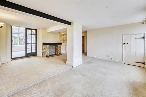 3 bedroom end of terrace house for sale, The Green, Woodford