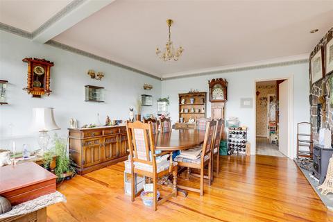 5 bedroom detached house for sale, Foxhill Road, Burton Joyce NG14