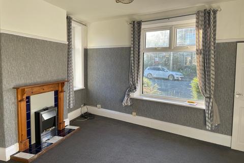2 bedroom end of terrace house to rent, Langroyd Road, Colne BB8