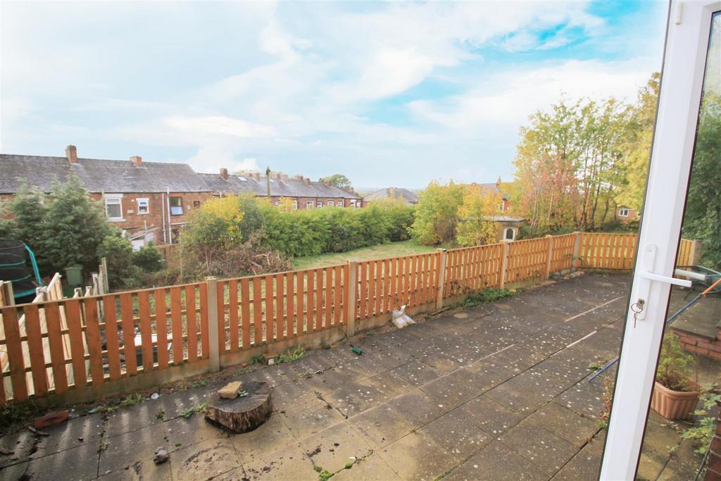 Rear patio.jpg