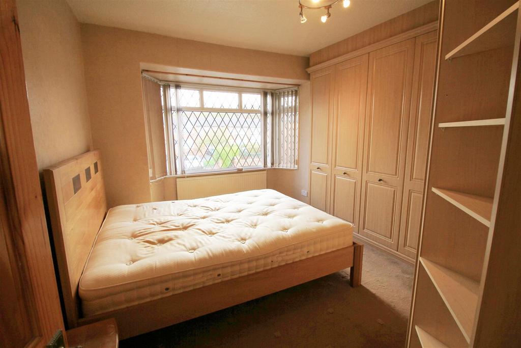 Bedroom1.jpg