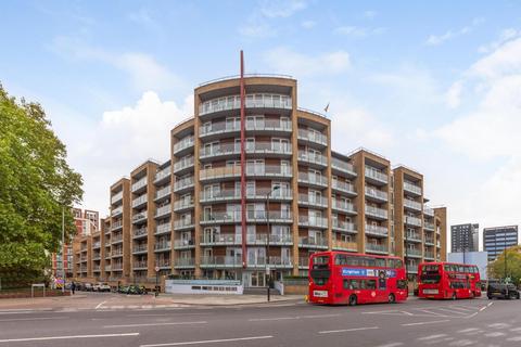 2 bedroom apartment for sale, Battersea Park Road, London, SW8