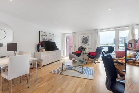 2 bedroom apartment for sale, Battersea Park Road, London, SW8
