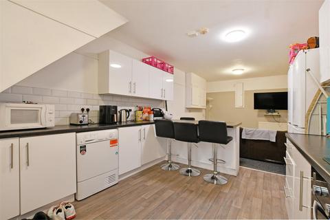 5 bedroom terraced house for sale, Crookes Valley Road, Crookesmoor S10