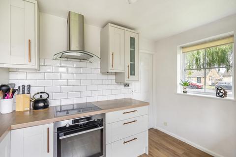 2 bedroom semi-detached bungalow for sale, Silverdale Court,  Woodthorpe, York