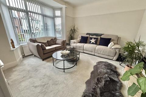 3 bedroom semi-detached house for sale, Leicester LE3