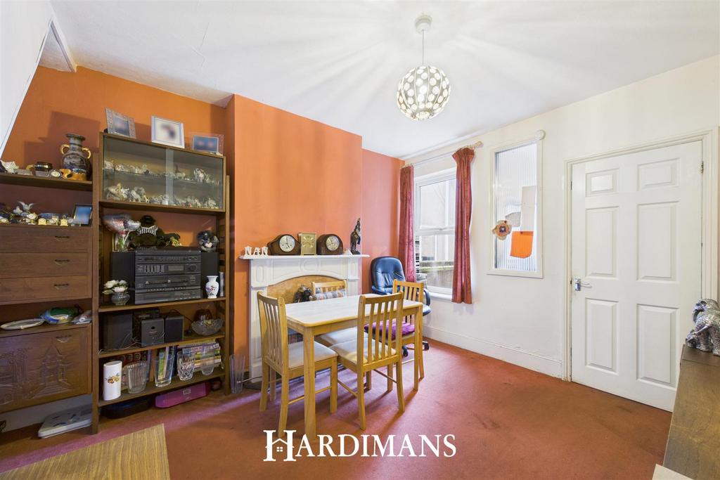 CAM01288 G0-PR0336-STILL005.jpg