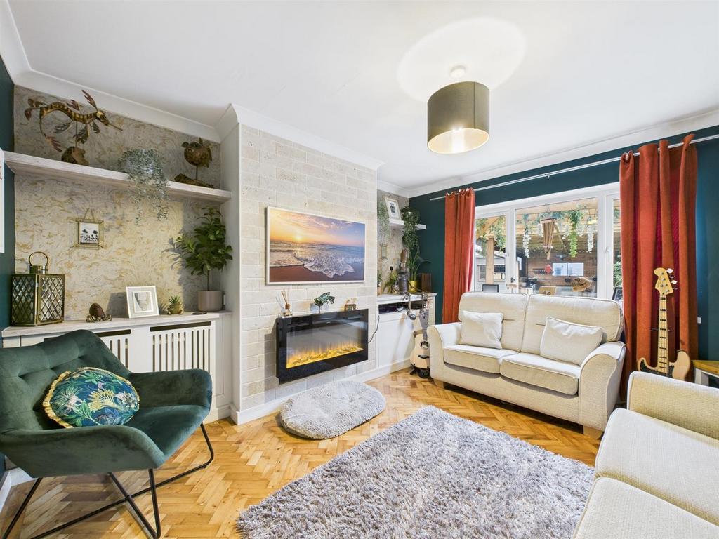 Lounge: