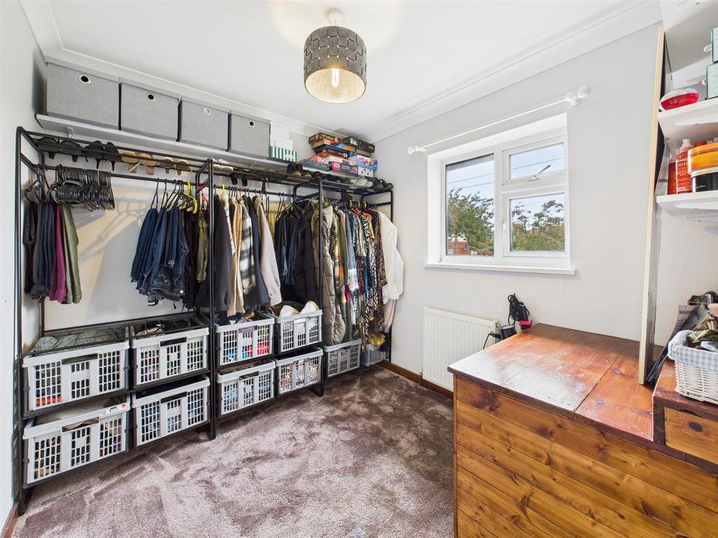 Bedroom: