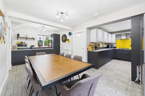 5 bedroom semi-detached house for sale, Fortyfoot, Bridlington