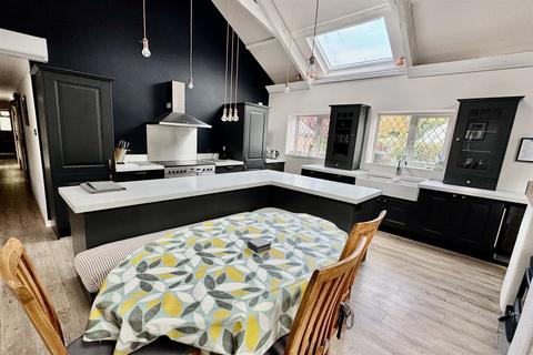 3 bedroom barn conversion to rent, Slapton, Kingsbridge