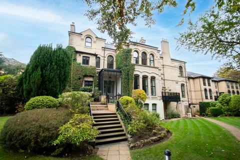 undefined, Devisdale Road, Altrincham WA14