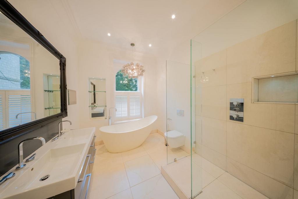 Ensuite